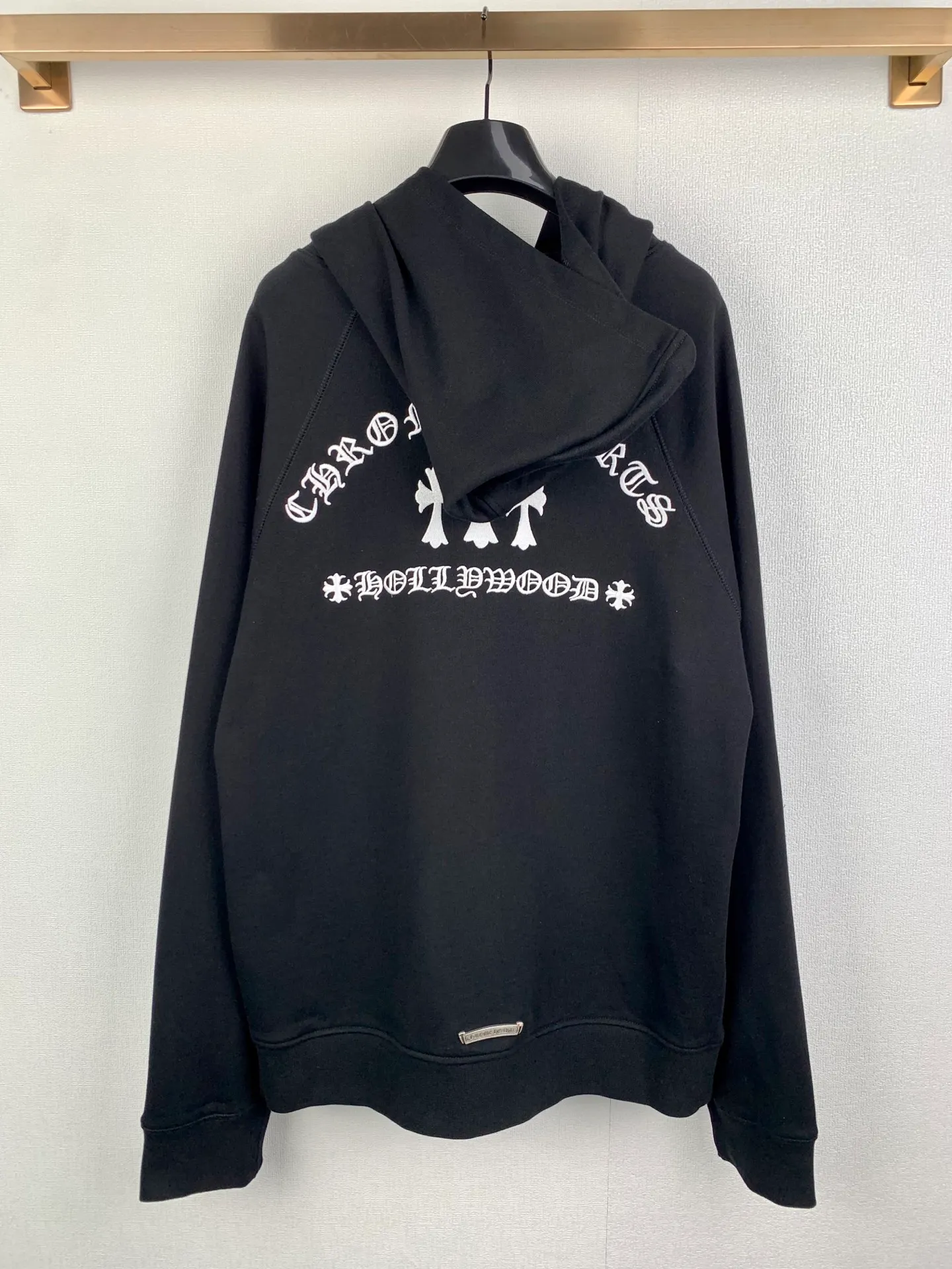 P480 Chrome Hearts 25SS solid color hooded embroidered letter sweatshirt, genuine product purchased and developed by 22939, 420g 100% cotton combed cotton fabric, 440g 1*1 matching high-end fashion brand rib, fabric wash, imported embroidery, customized 1:1 leather strip, customized 1:1 nameplate, customized 1:1 zipper, customized 1:1 trademark, loose version Size: S M L